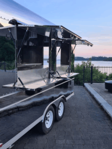 AKGI Remoques Cuisinieres Cote d'Ivoire - Retro Airstream Trailer